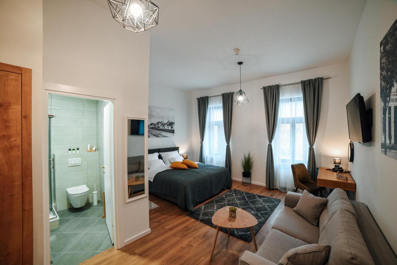 Chop Old House Hotel Велика Горица Екстериор снимка