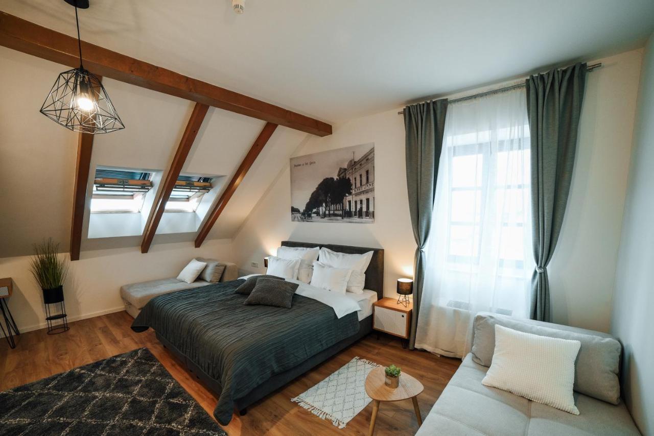 Chop Old House Hotel Велика Горица Екстериор снимка
