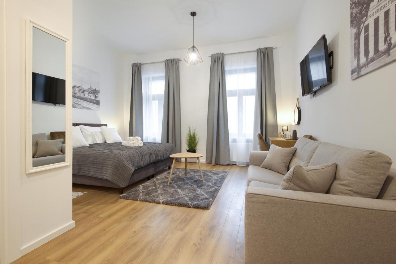 Chop Old House Hotel Велика Горица Екстериор снимка