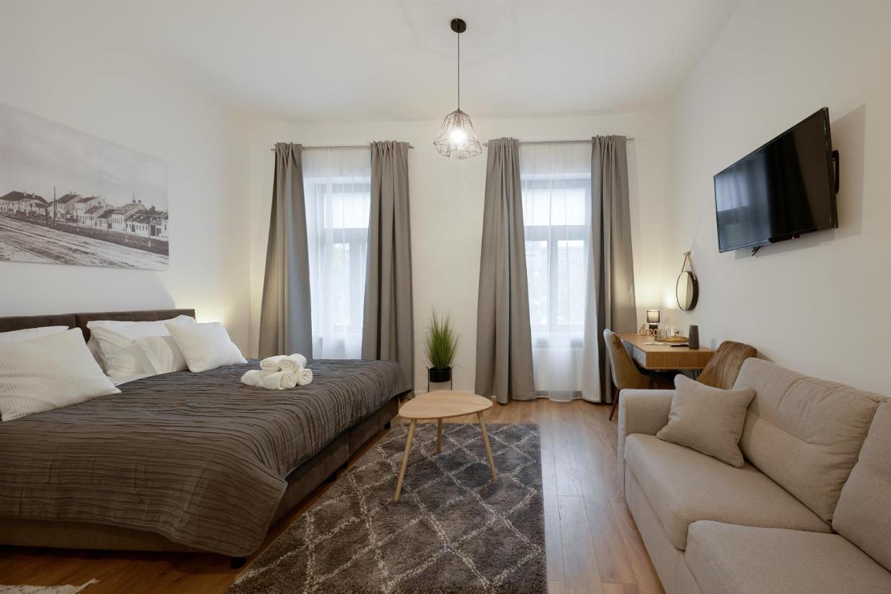 Chop Old House Hotel Велика Горица Екстериор снимка